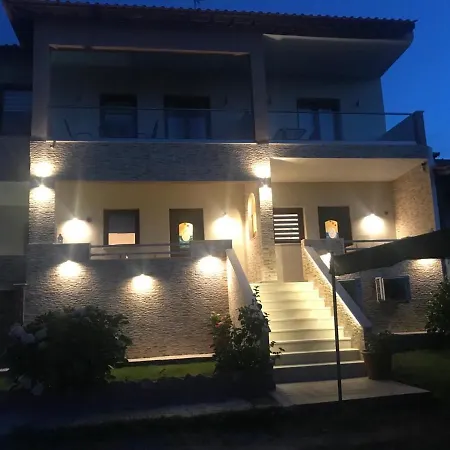 Anna - Tsiara Paradise Vourvourou