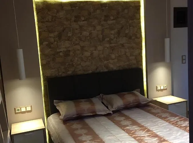 Anna - Tsiara Paradise * Vourvourou